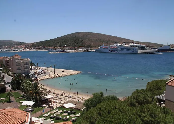 Pasifik Hotel Çeşme