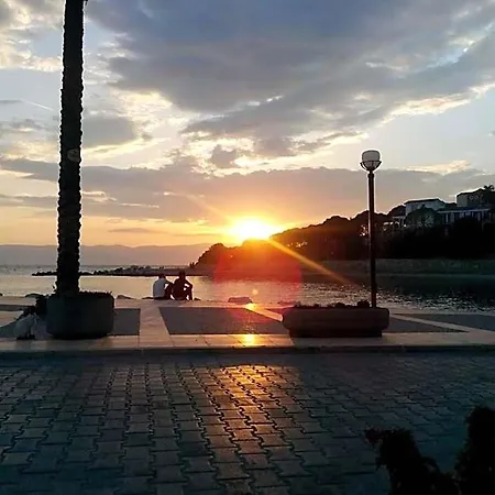 帕斯菲克酒店 2* Çeşme