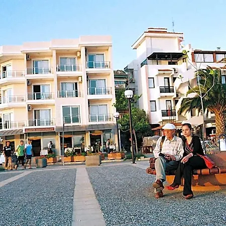 帕斯菲克酒店 酒店 Çeşme